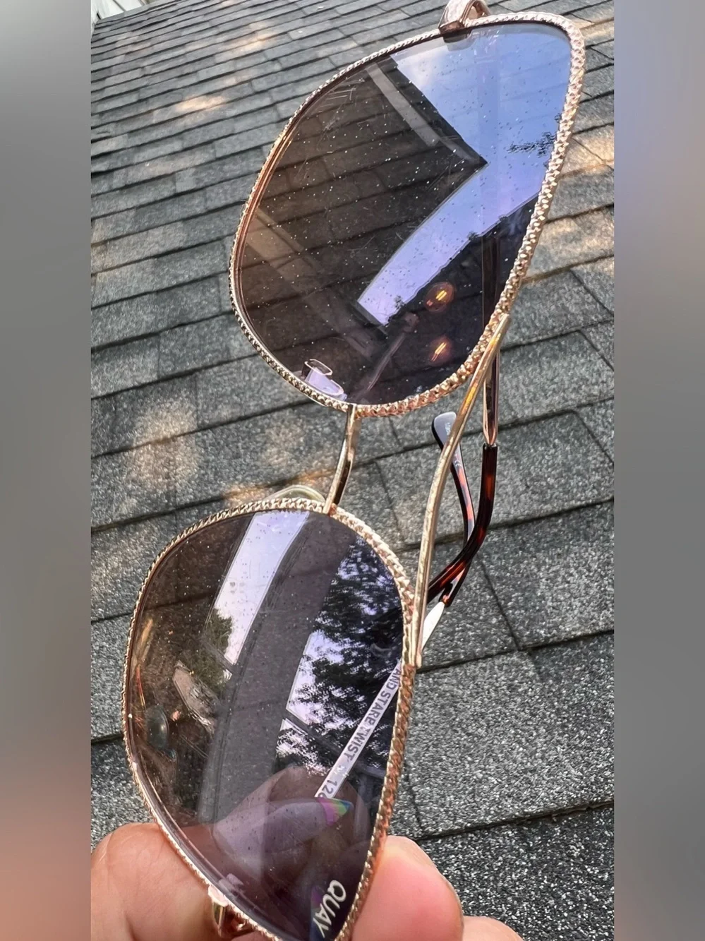 Quay Australia Stop and Stare twist Gold Frame Navy/peach lense Sunglasses